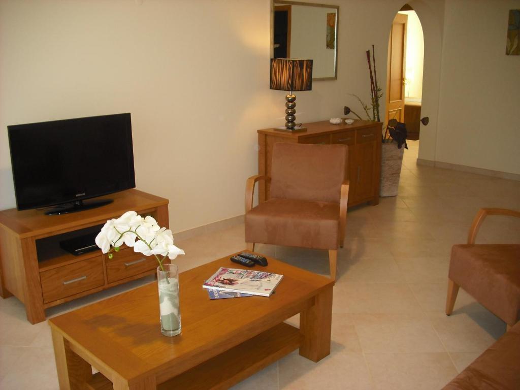 Oasis Parque Country Club Hotel Portimao Bilik gambar