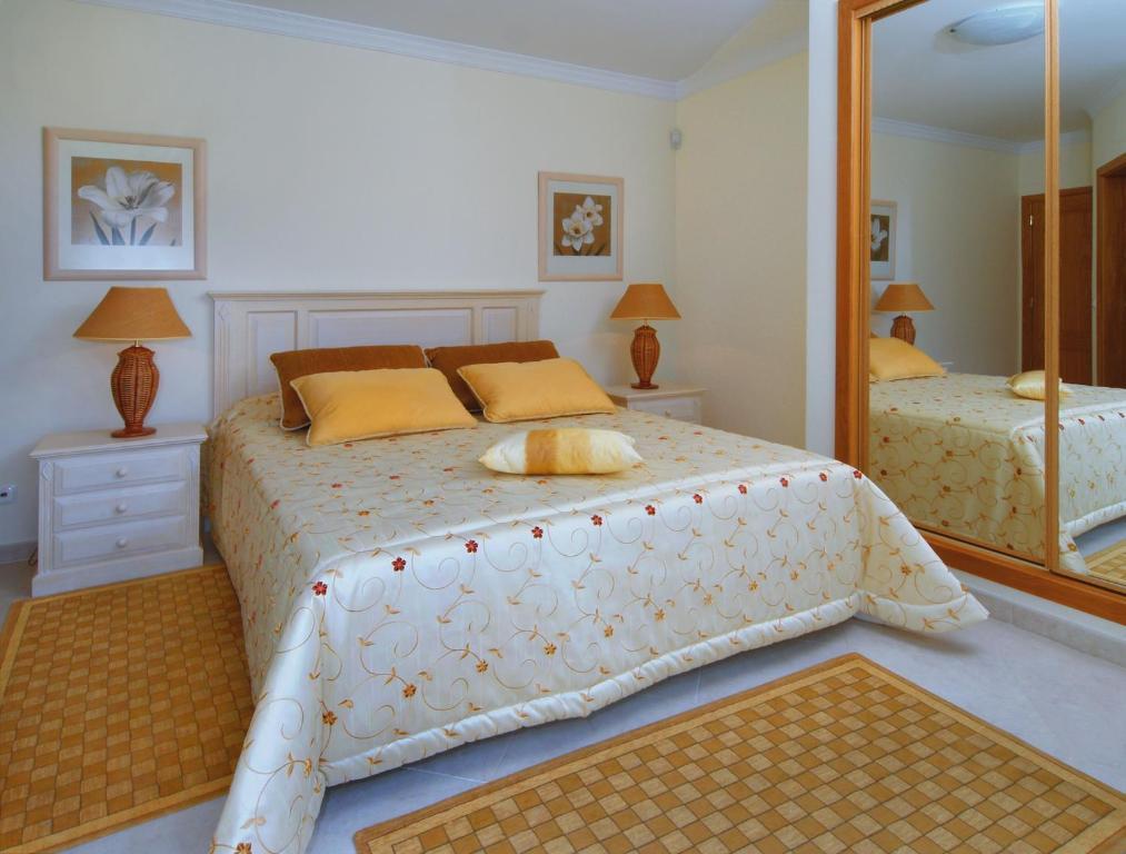 Oasis Parque Country Club Hotel Portimao Bilik gambar