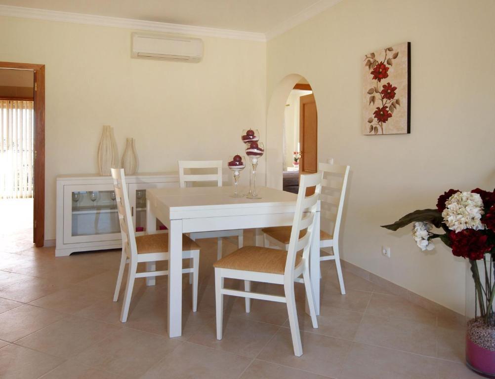 Oasis Parque Country Club Hotel Portimao Bilik gambar