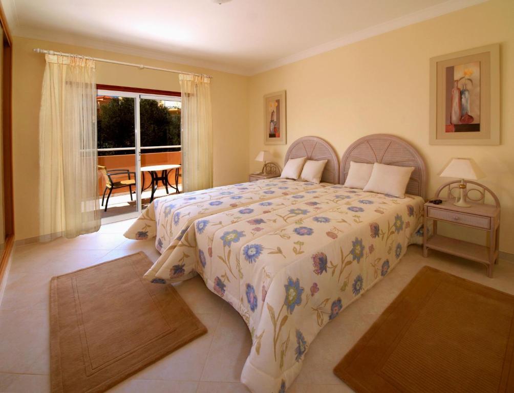 Oasis Parque Country Club Hotel Portimao Bilik gambar