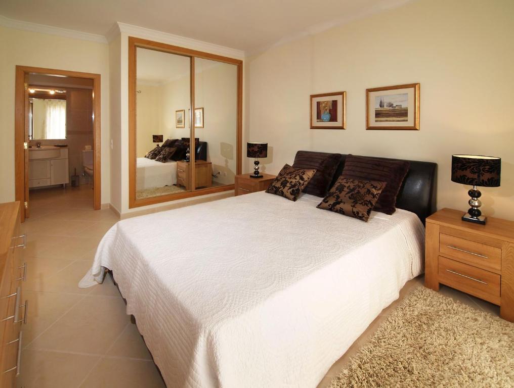 Oasis Parque Country Club Hotel Portimao Bilik gambar